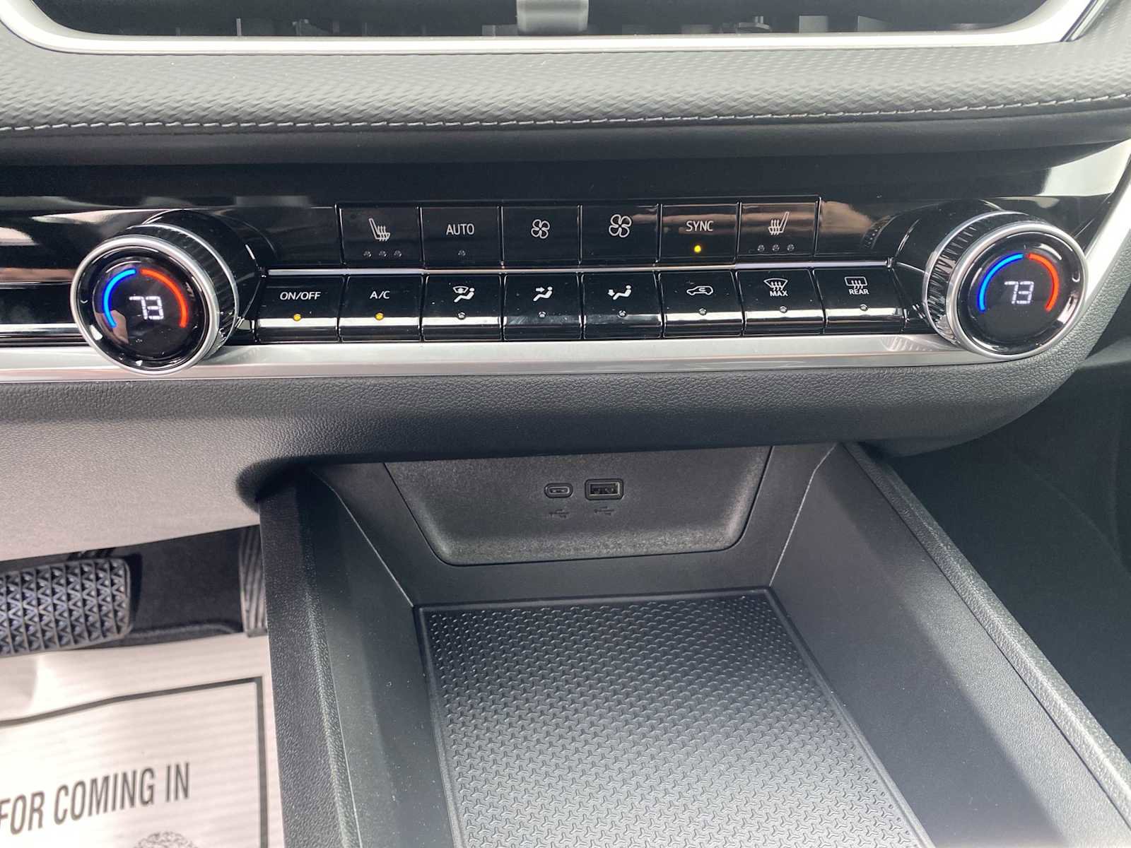 New 2026 Chevrolet Equinox LT w/ Convenience Package II image 17