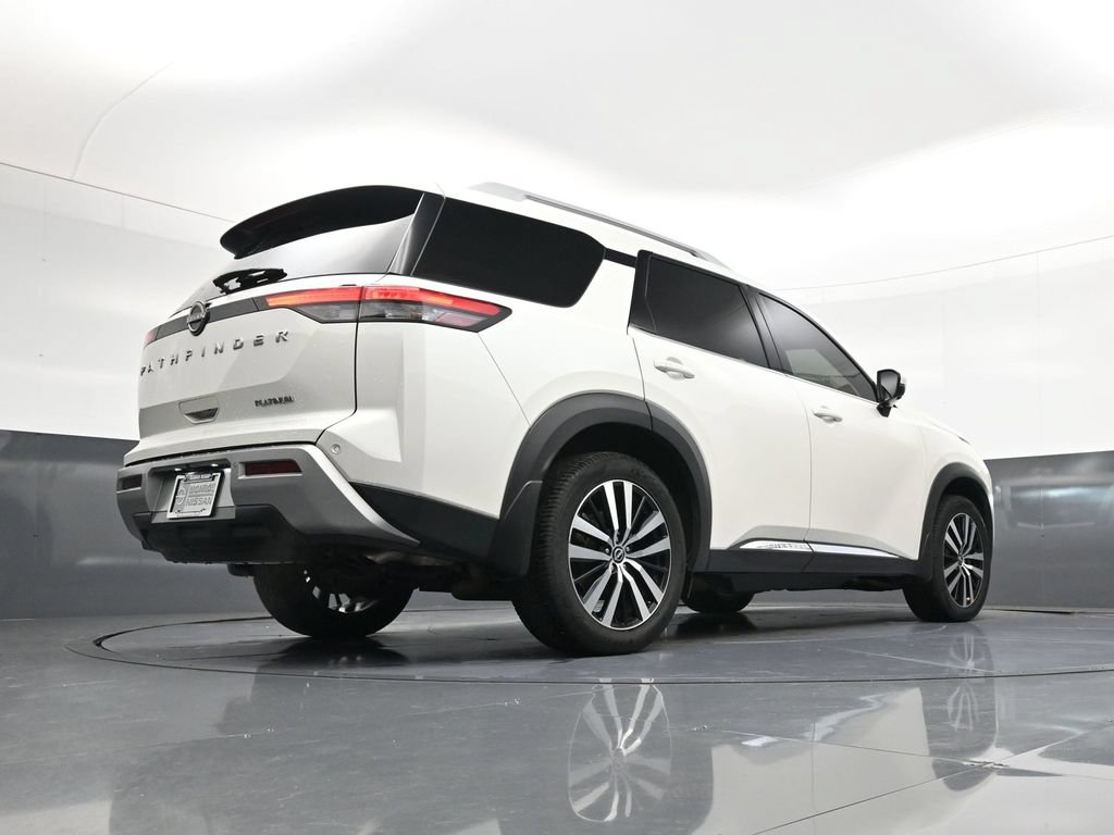 Certified 2023 Nissan Pathfinder Platinum FWD image 26