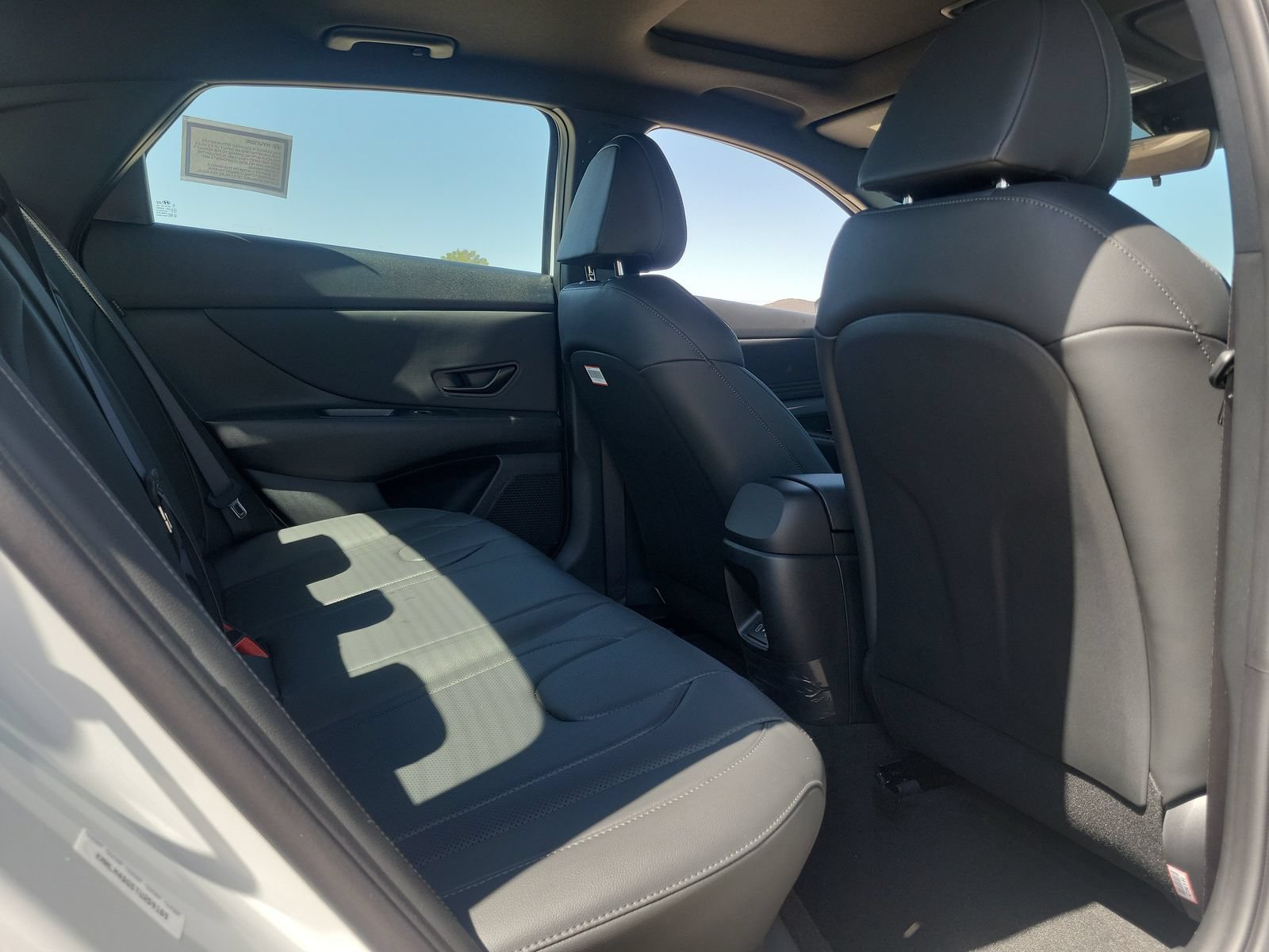 New 2026 Hyundai Elantra SEL Sport FWD image 18