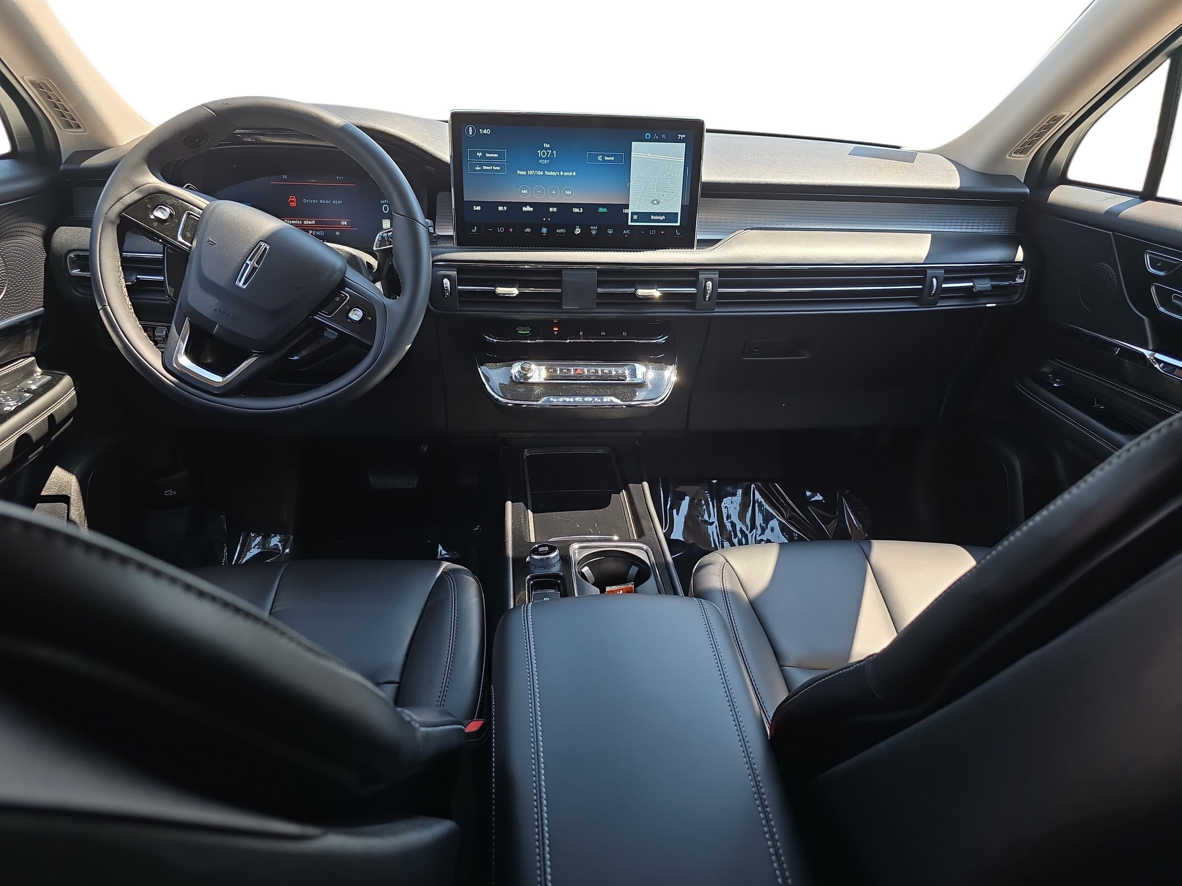 Certified 2024 Lincoln Corsair AWD image 9