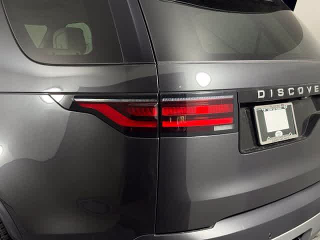 New 2026 Land Rover Discovery S AWD/4WD image 13