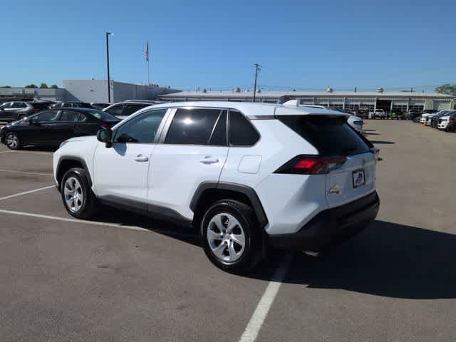 Used 2023 Toyota RAV4 LE FWD image 6