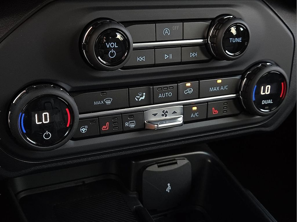 New 2026 Ford Bronco Outer Banks AWD/4WD image 16