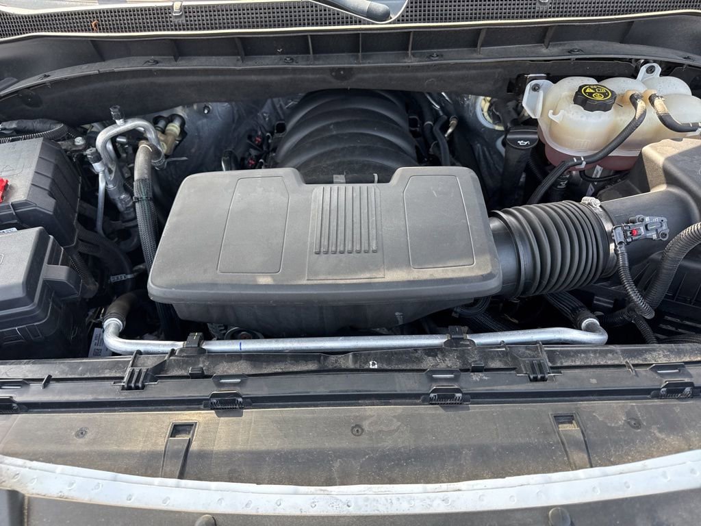 Used 2023 Chevrolet Suburban Premier image 40