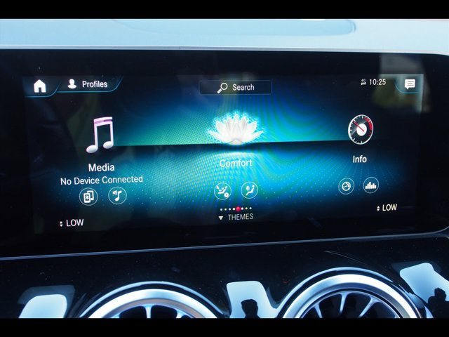 Used 2021 Mercedes-Benz GLA 250 4MATIC image 34