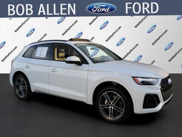 Used 2023 Audi Q5 e Prestige w/ Prestige Package AWD/4WD image 2