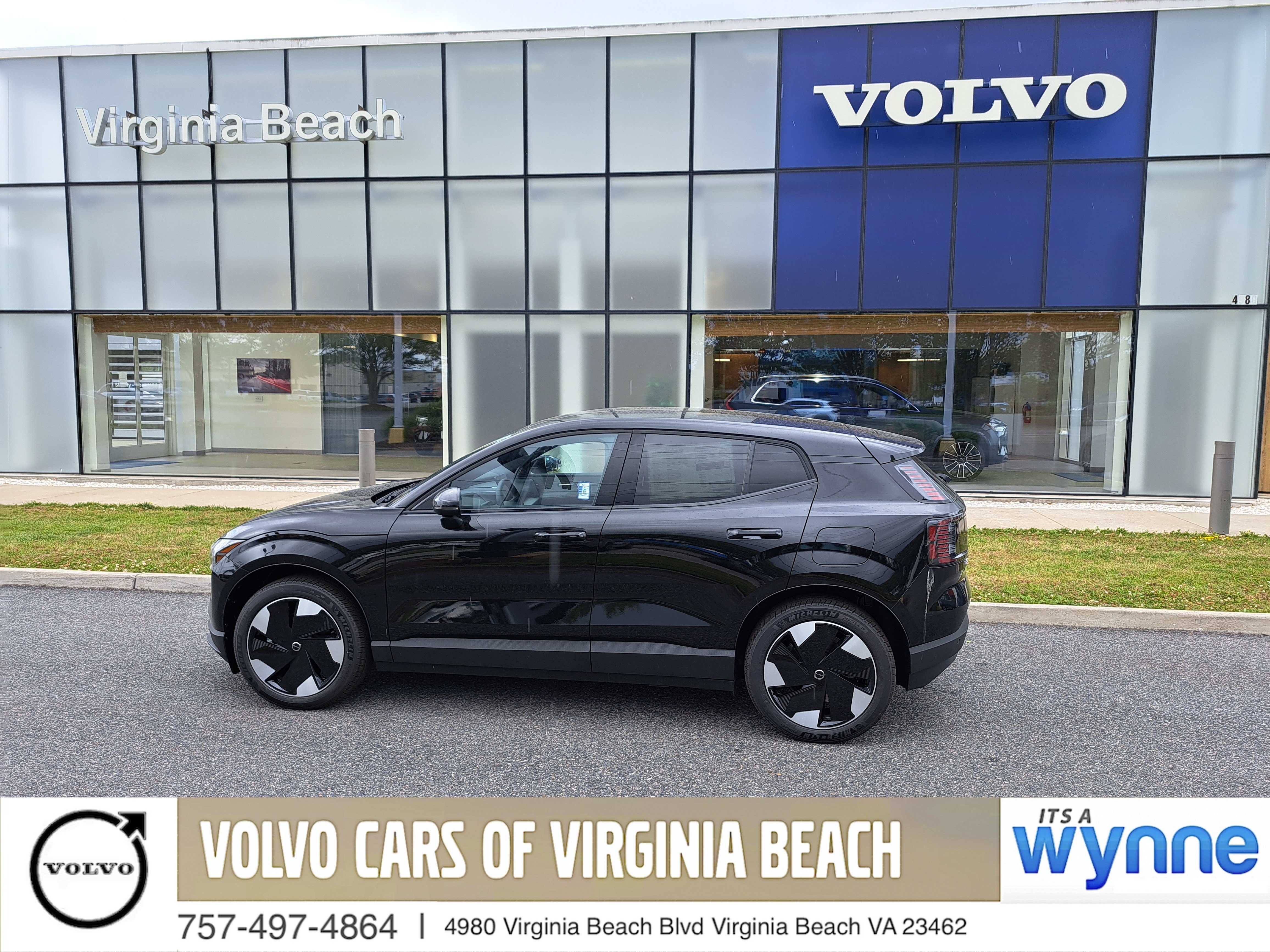 New 2026 Volvo EX30 Plus w/ Climate Package