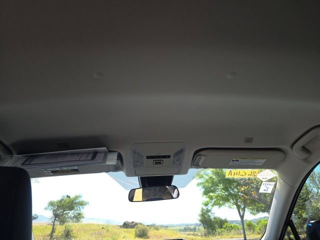 Used 2025 Toyota RAV4 XLE FWD image 20