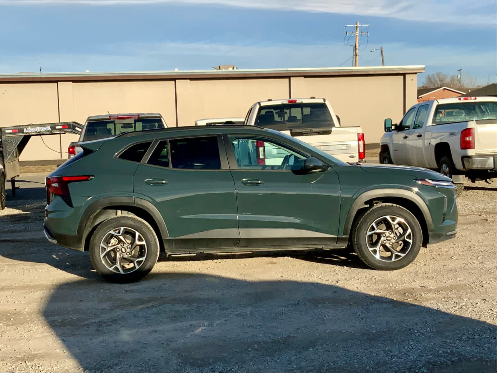 Certified 2025 Chevrolet Trax LT w/ Driver Confidence Package image 6