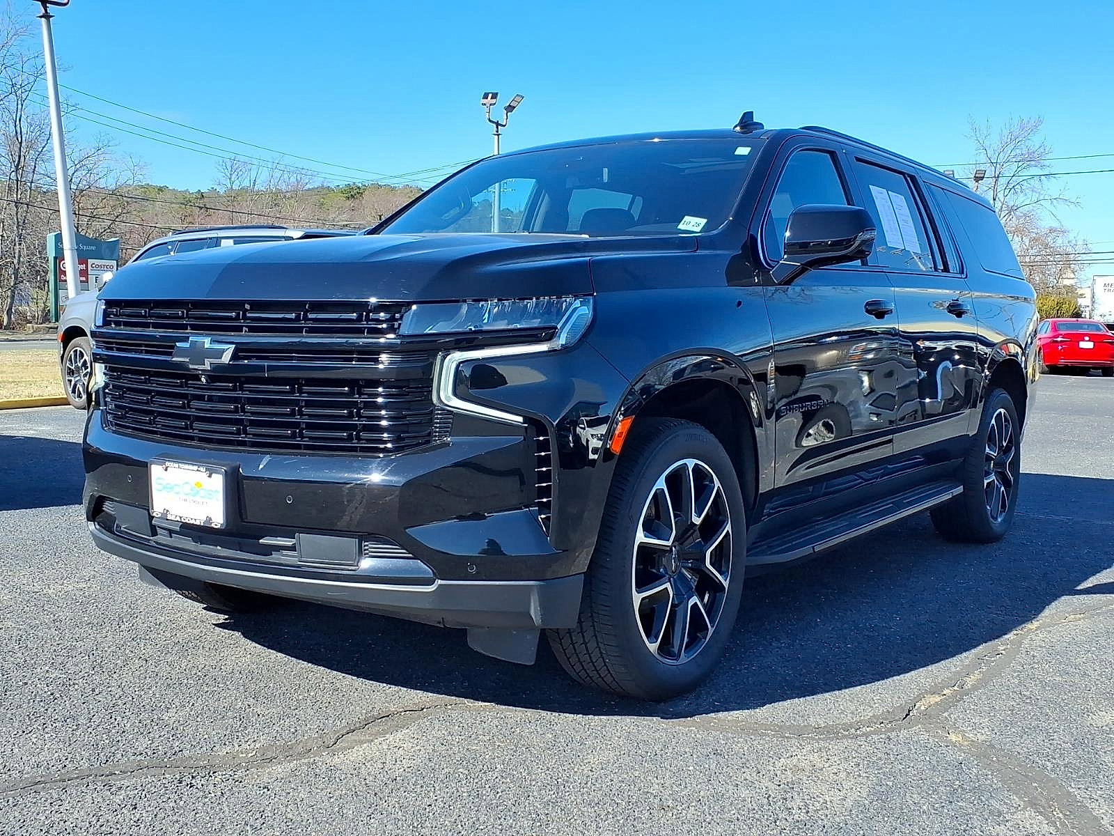 Certified 2023 Chevrolet Suburban RST w/ Luxury Package image 3