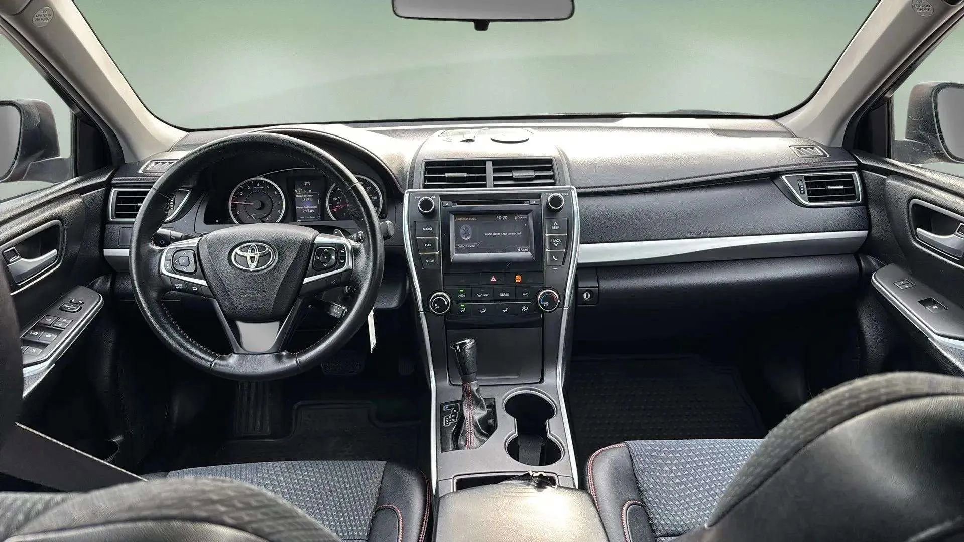 Used 2015 Toyota Camry SE image 26