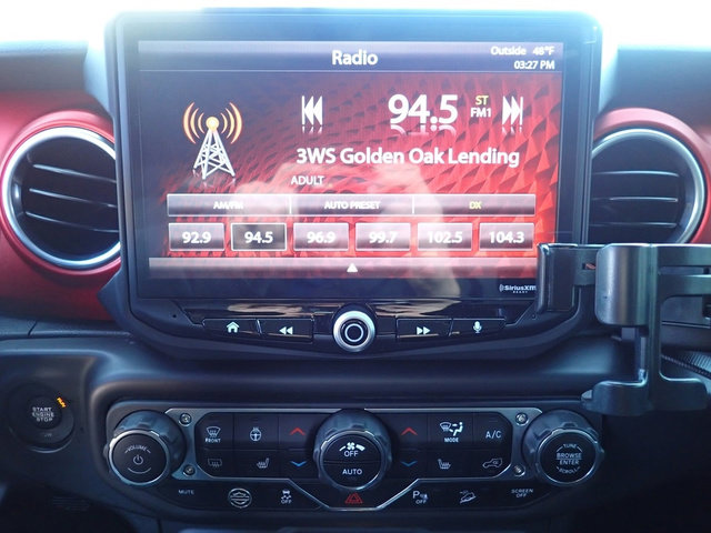 Used 2018 Jeep Wrangler Unlimited Rubicon w/ Dual Top Group image 24