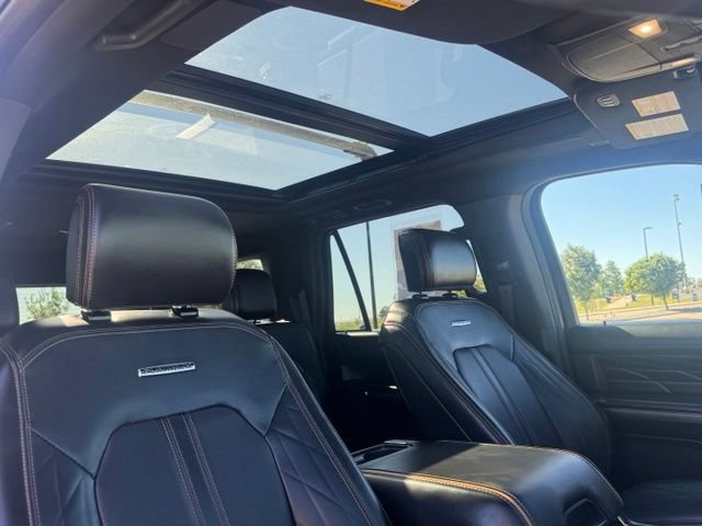 Used 2024 Ford Expedition Max Platinum AWD/4WD image 27