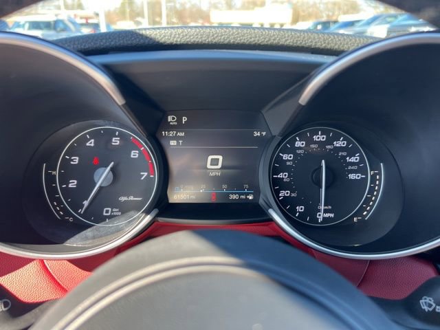 Used 2020 Alfa Romeo Giulia Ti w/ Nero Edizione image 11