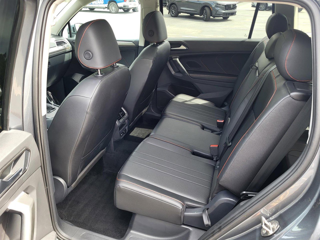 Used 2024 Volkswagen Tiguan Wolfsburg Edition image 15