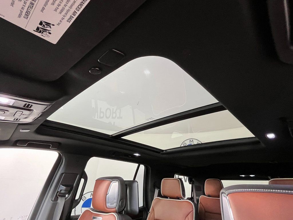 Used 2023 GMC Yukon Denali Ultimate image 33