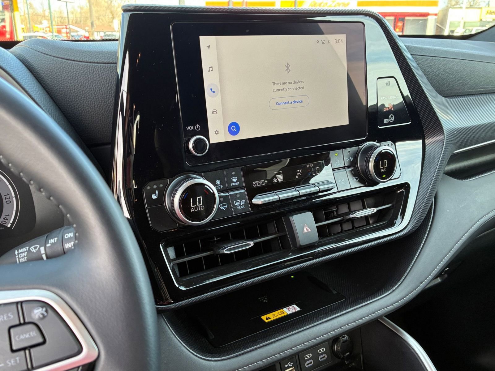 Used 2025 Toyota Highlander XSE image 21