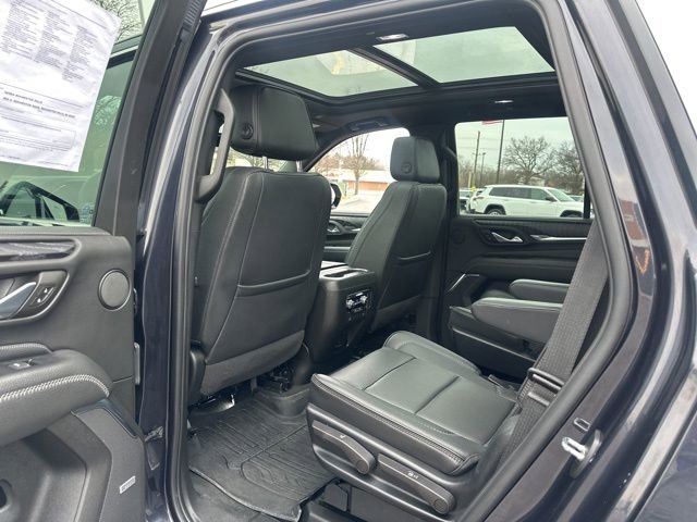 Used 2023 GMC Yukon Denali w/ LPO, Floor Liner Package image 29