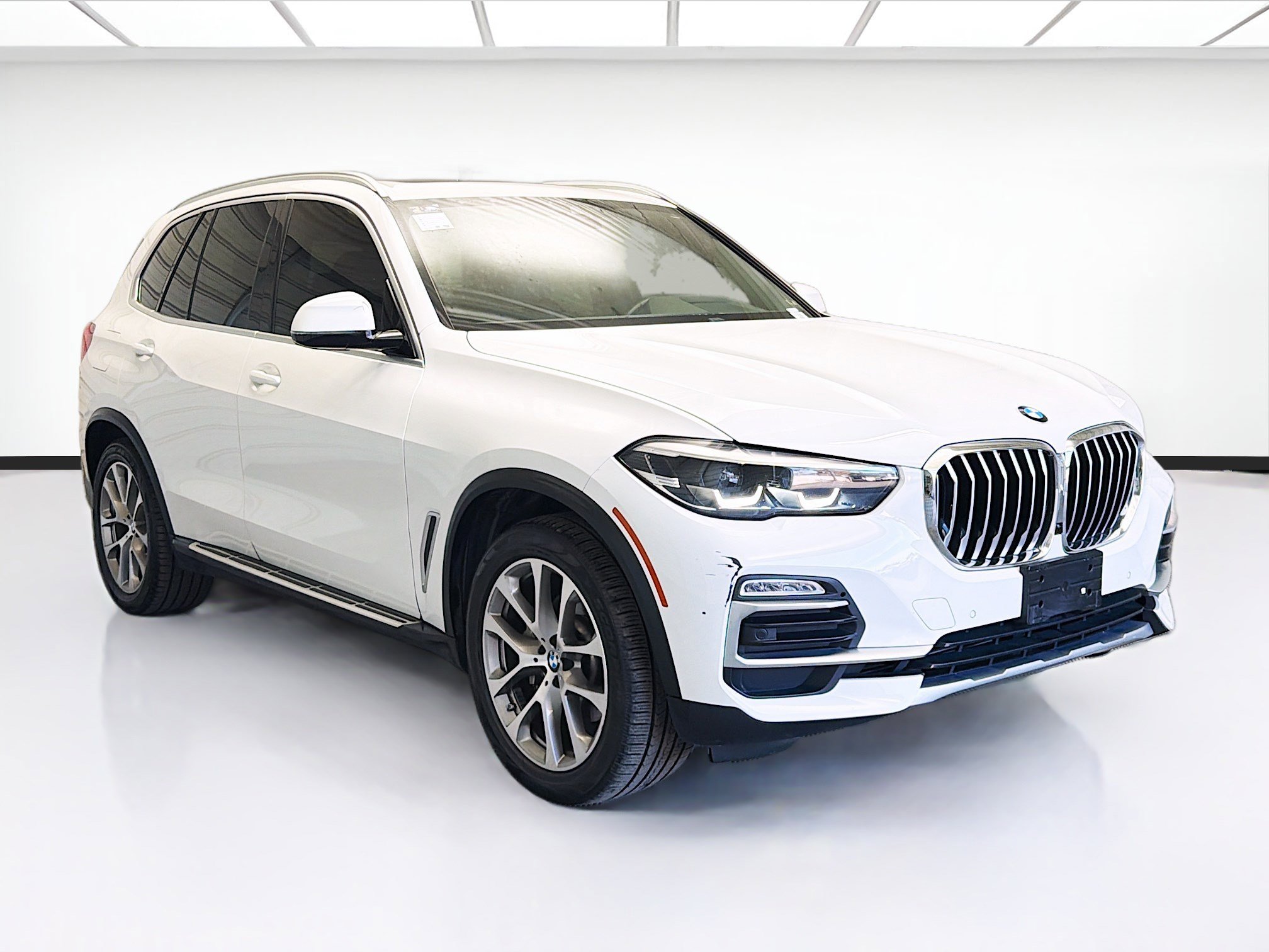 Used 2019 BMW X5 xDrive40i w/ Convenience Package image 3