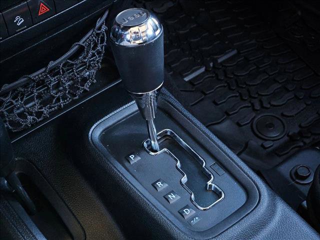 Used 2014 Jeep Wrangler Freedom Edition image 12