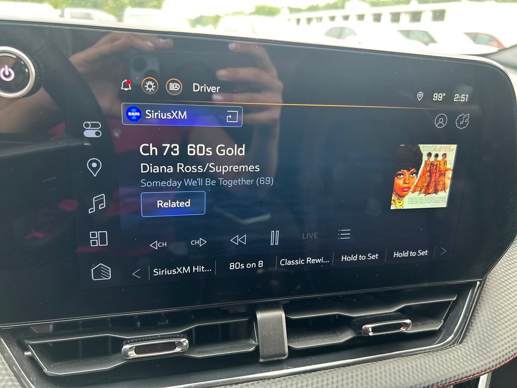 Used 2025 Chevrolet Equinox RS AWD/4WD image 25