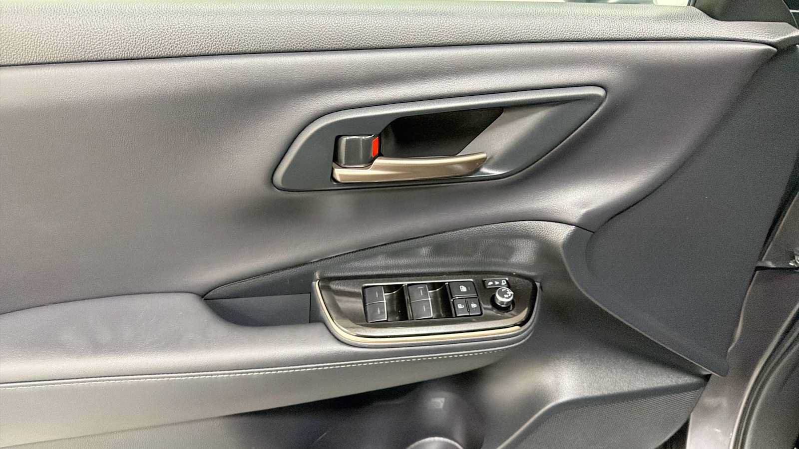 Certified 2024 Toyota Crown AWD/4WD image 15