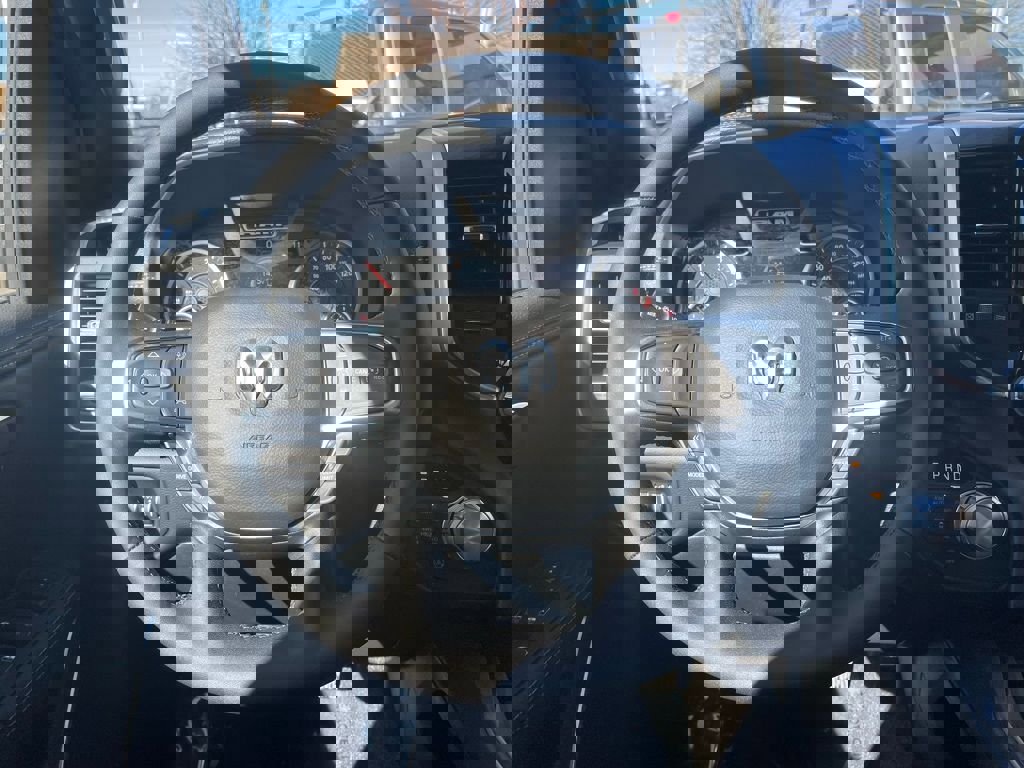 New 2026 RAM 1500 Laramie w/ Night Edition image 27