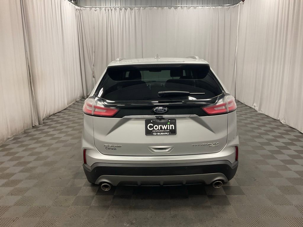 Used 2019 Ford Edge Titanium image 5