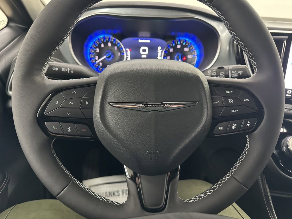 New 2026 Chrysler Pacifica Limited w/ S Appearance Package image 31