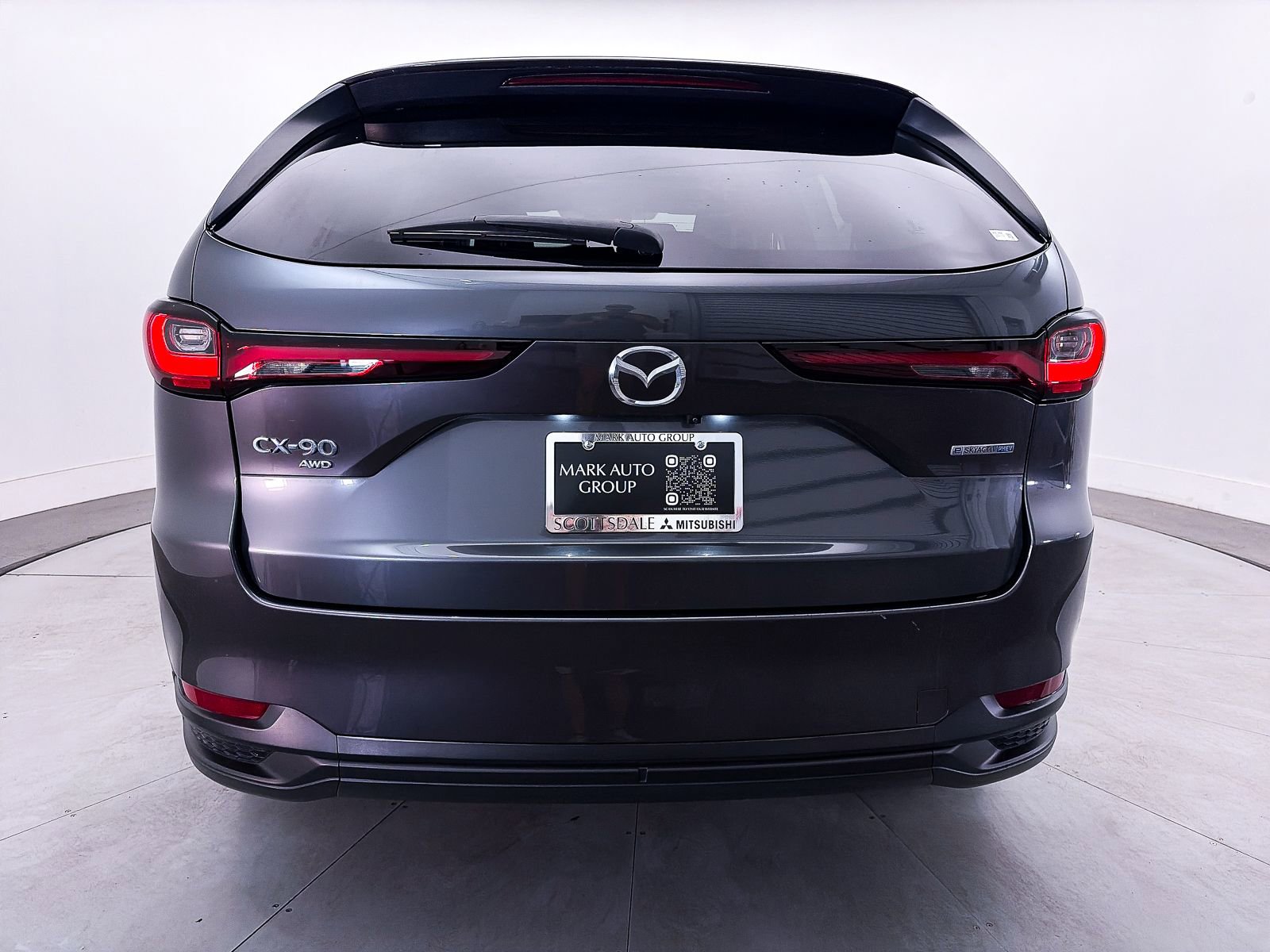 Used 2024 MAZDA CX-90 Plug-In Hybrid w/ Preferred AWD/4WD image 13
