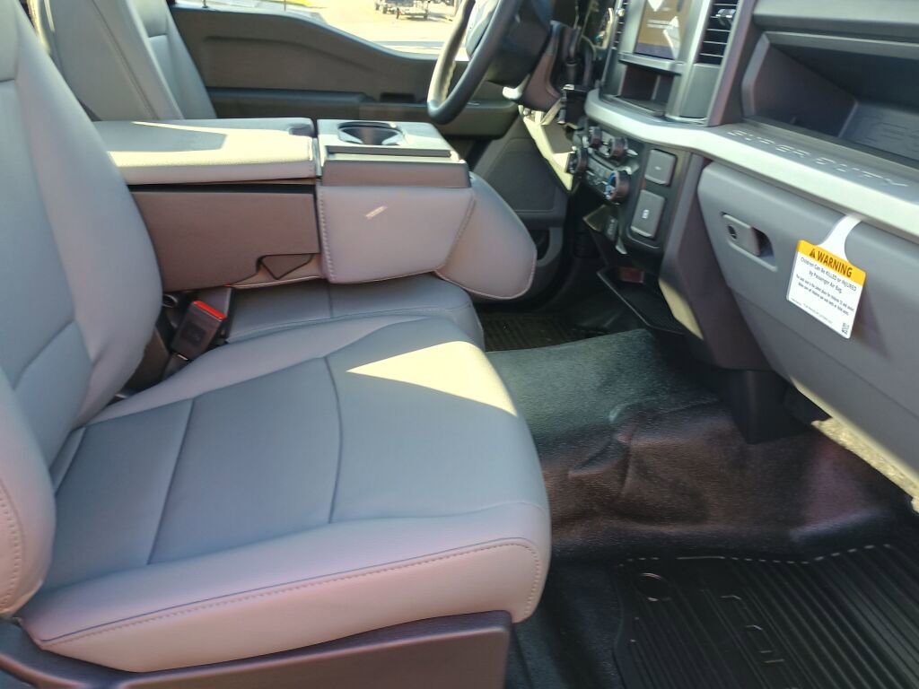 New 2026 Ford F350 XL w/ FX4 Off-Road Package image 20