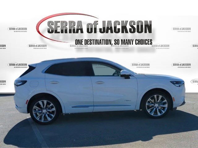 Used 2021 Buick Envision Avenir w/ Technology Package II FWD image 9