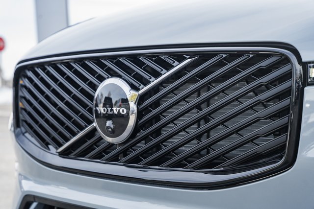 Used 2026 Volvo XC60 B5 Ultra w/ Protection Package Premier AWD/4WD image 12