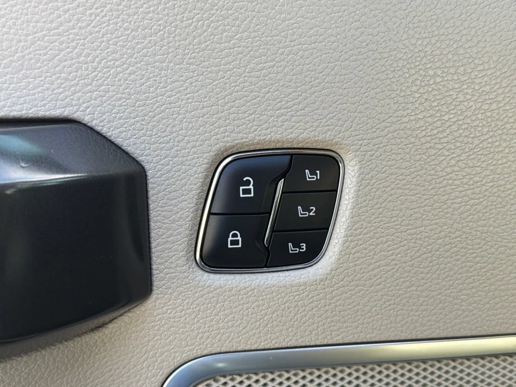 Certified 2020 Ford F450 Limited AWD/4WD image 24