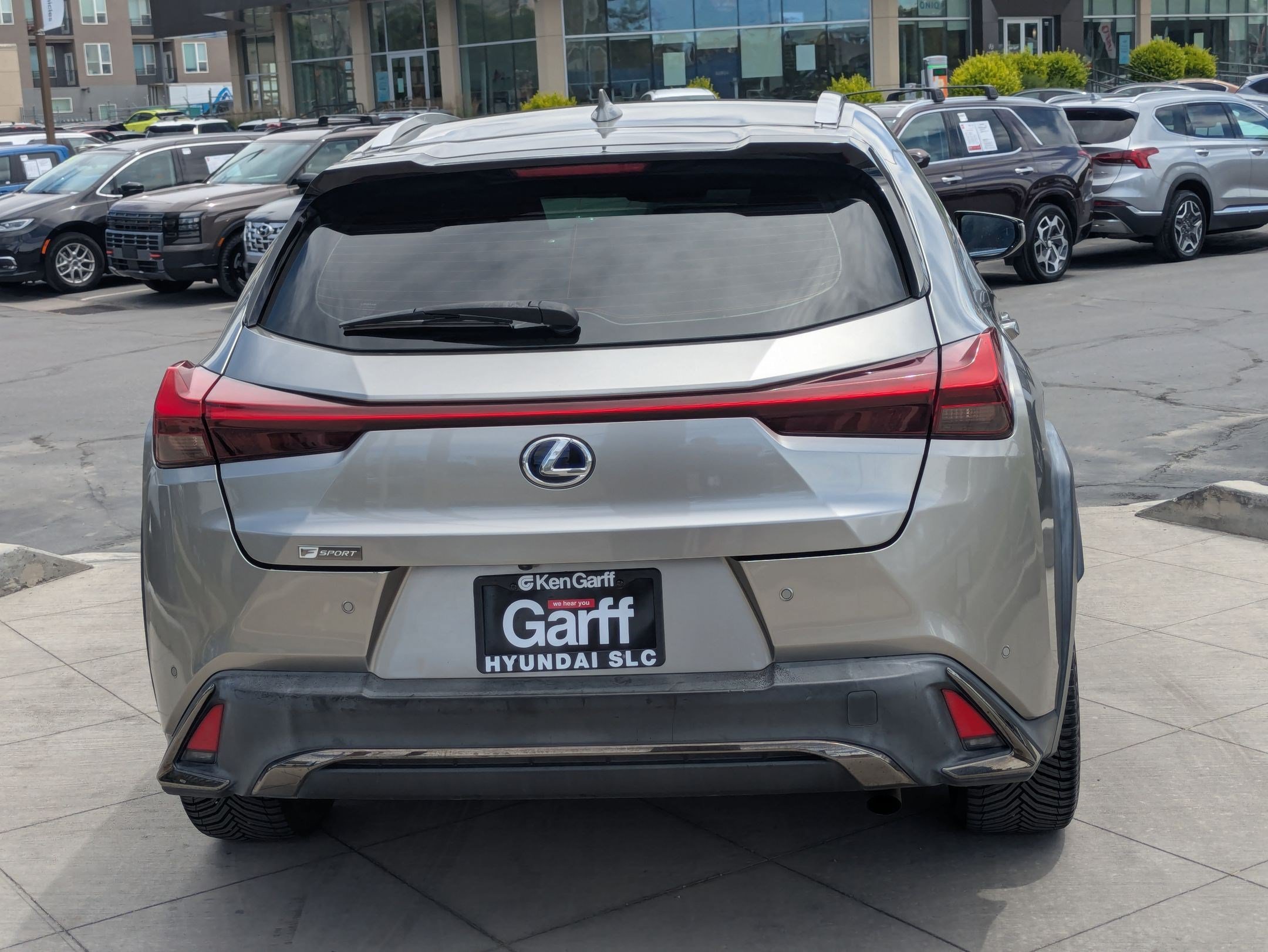 Used 2020 Lexus UX 250h F Sport w/ F Sport Premium Package AWD/4WD image 5