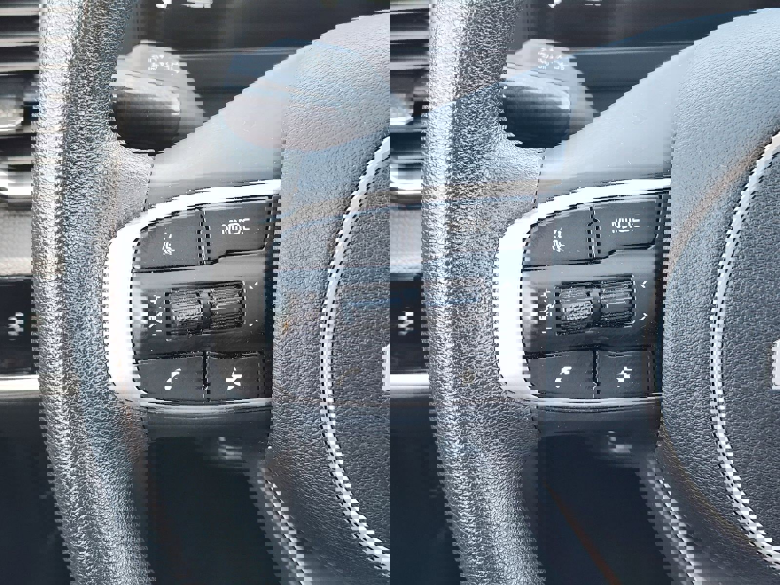 Used 2024 Kia Sportage LX image 35