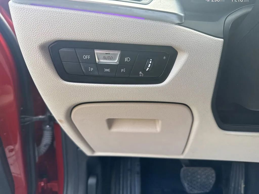 Used 2021 BMW 330i xDrive Sedan AWD/4WD image 20