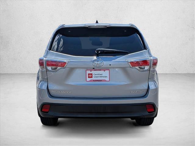 Certified 2016 Toyota Highlander XLE AWD/4WD image 6