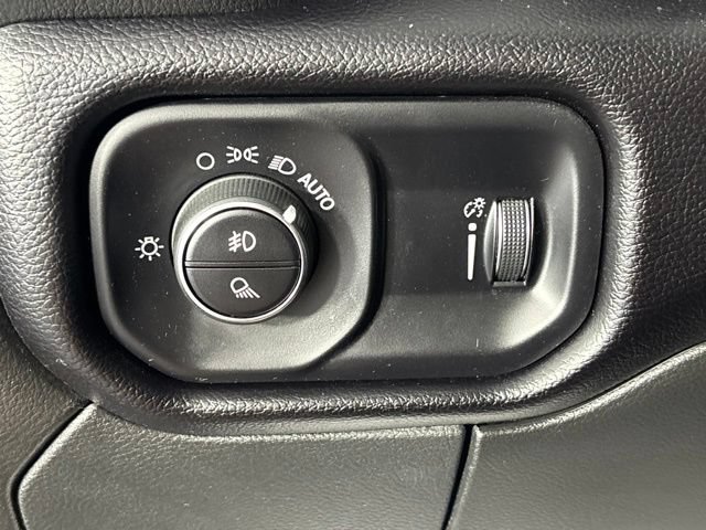 Used 2024 RAM 2500 Big Horn w/ Bed Utility Group AWD/4WD image 13