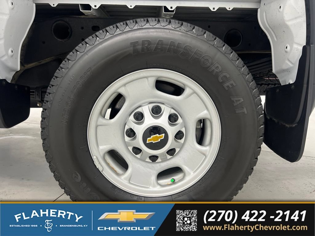 Used 2025 Chevrolet Silverado 2500 W/T w/ WT Convenience Package AWD/4WD image 16