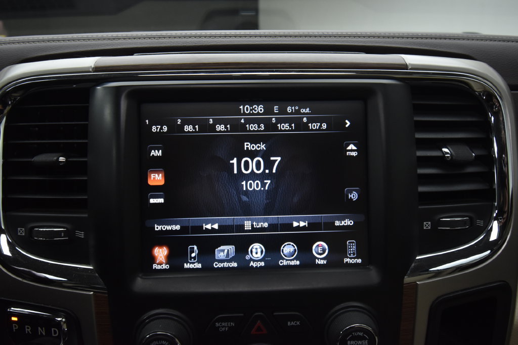 Used 2016 RAM 1500 Laramie w/ Convenience Group AWD/4WD image 13