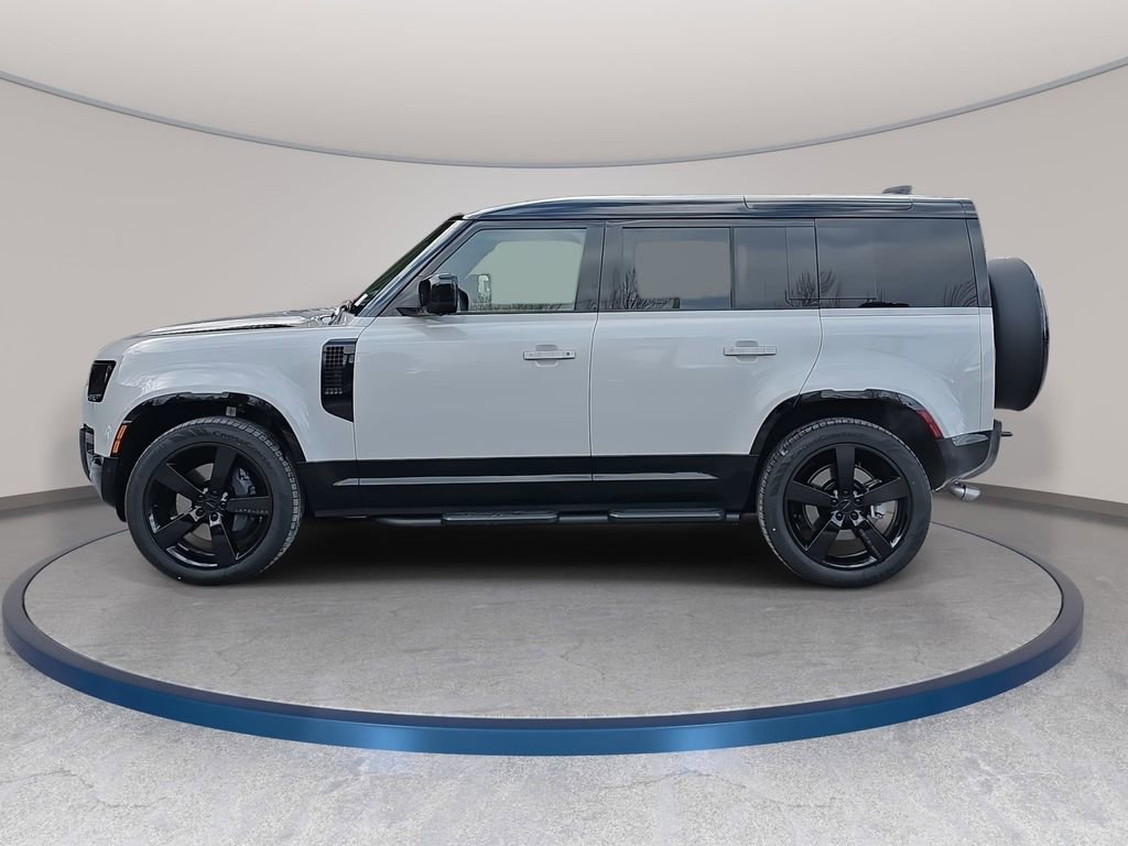 New 2026 Land Rover Defender 110 X-Dynamic SE image 8
