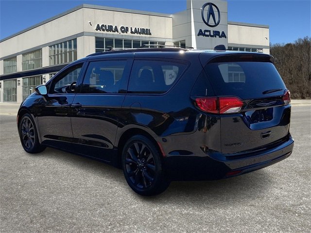 Used 2019 Chrysler Pacifica Touring Plus w/ S Appearance Package image 4