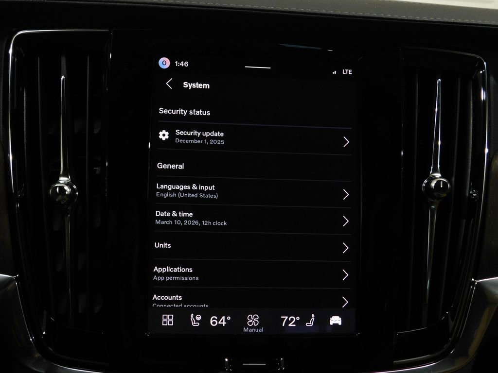 Used 2026 Volvo V90 B6 Cross Country Ultra image 62