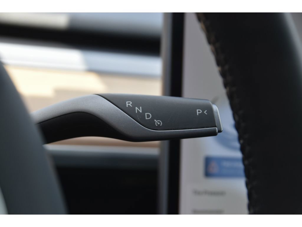 Used 2020 Tesla Model 3 Standard Range Plus image 29