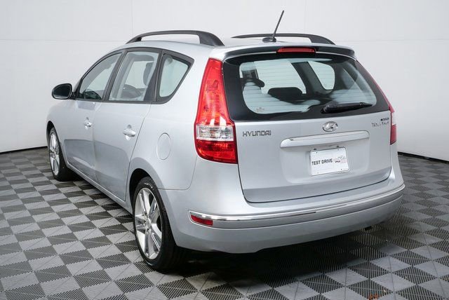 Used 2010 Hyundai Elantra SE image 24