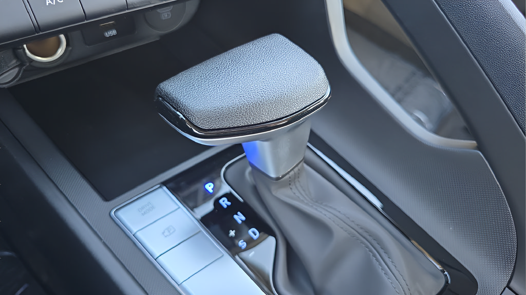 New 2026 Hyundai Elantra SE FWD image 22