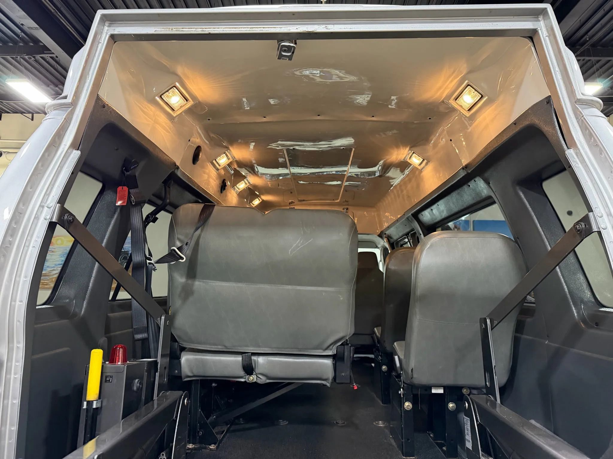 Used 2014 Ford E-250 and Econoline 250 Extended w/ Power Group image 50