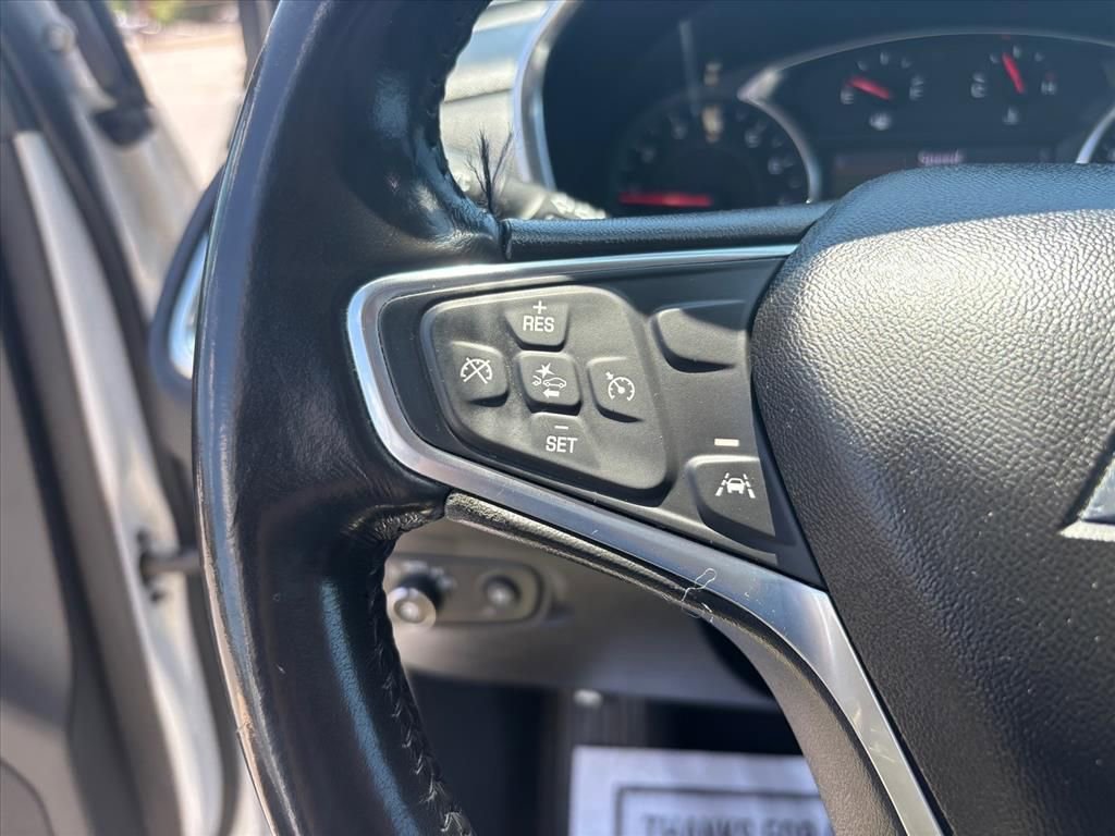 Used 2020 Chevrolet Equinox LT AWD/4WD image 16