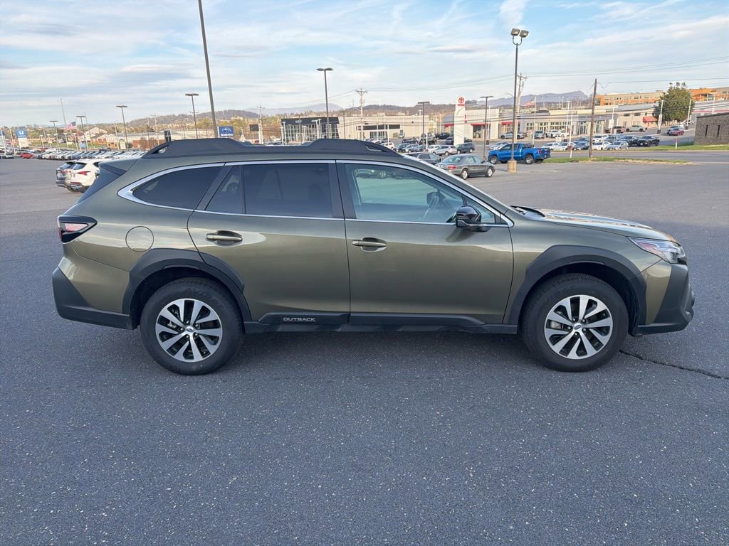 Certified 2025 Subaru Outback Premium image 6